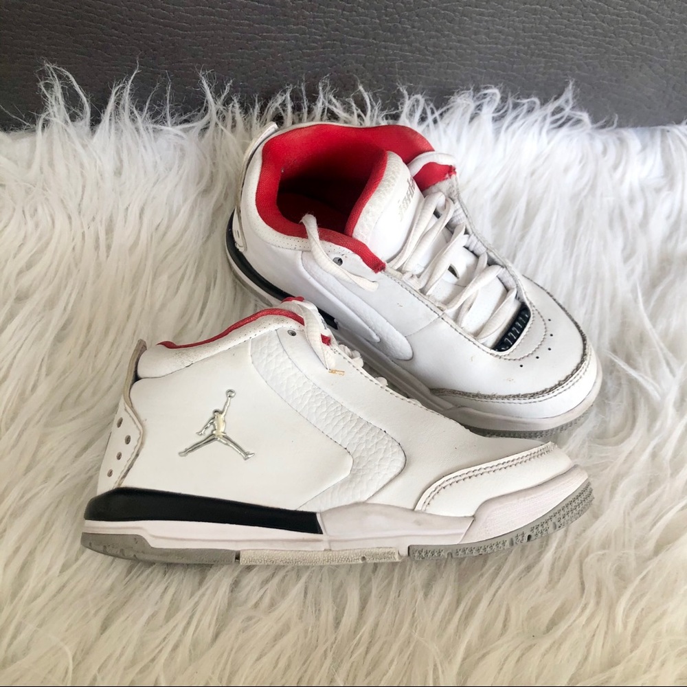 Jordan big fund white high top sneakers, 11C